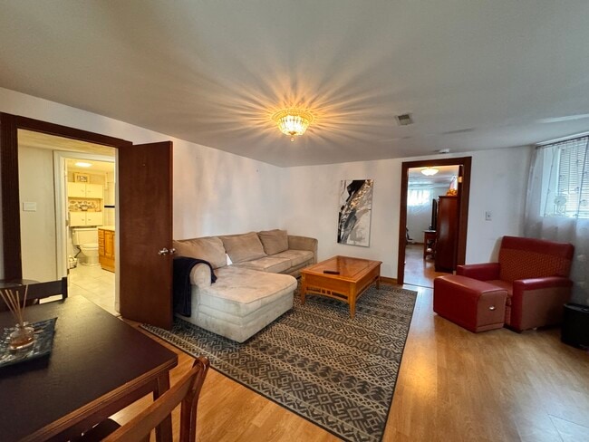 Foto del edificio - 11 Columbus Ave