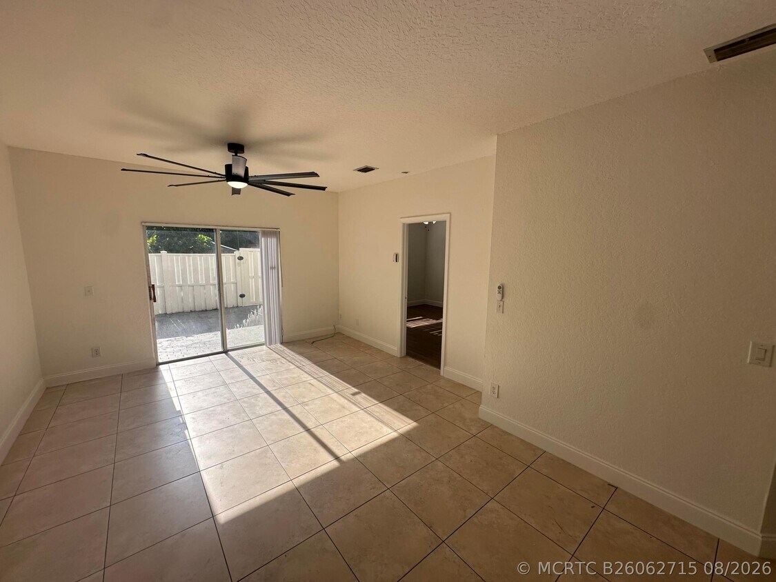 Foto del edificio - 3590 NW 91st Ln