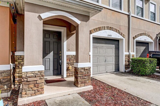 Building Photo - 13493 Sunstone St