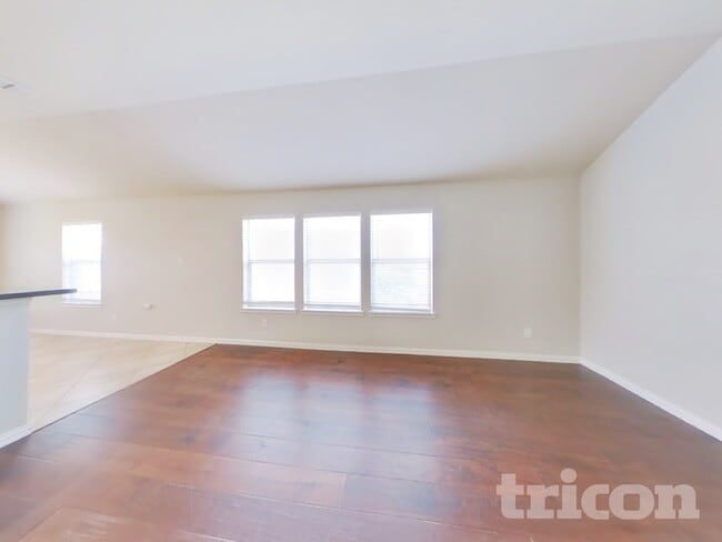 Building Photo - 8621 Sagebrush Trail