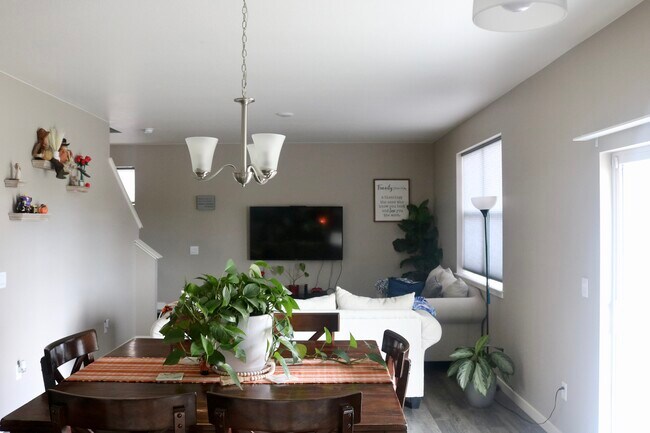 Foto del edificio - 6103 B St