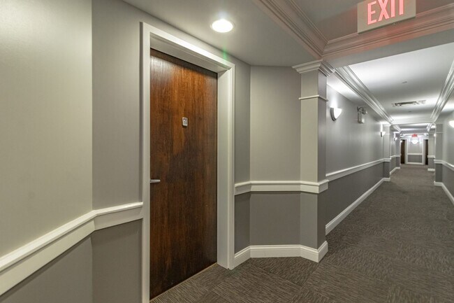 Building Photo - 125 N Buffalo Grove Rd
