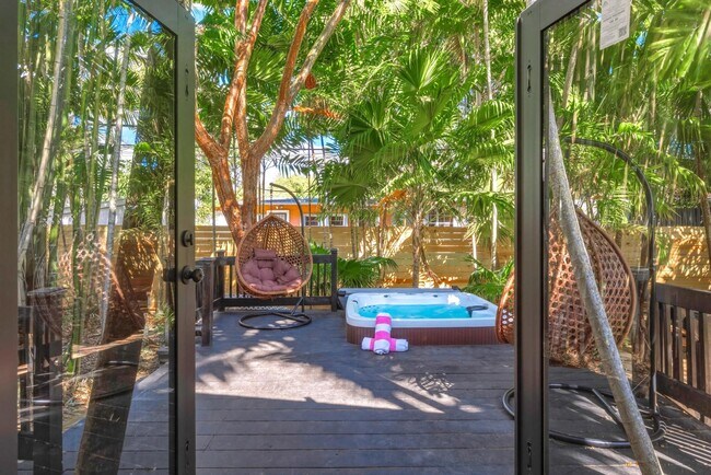 Foto del edificio - 751 NE 80th St