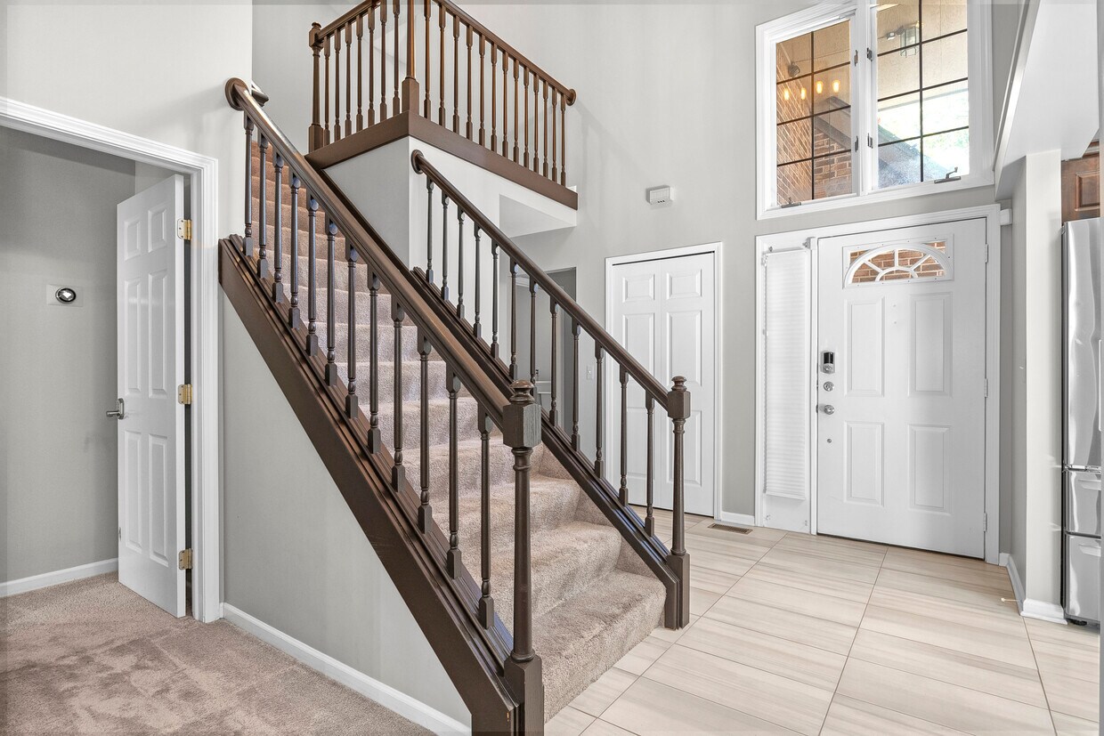 Foto principal - 21700 Garrison St