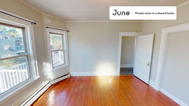 Foto del edificio - Room in Shared 5 bed/2 bath home