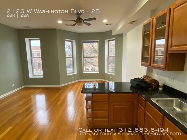 Building Photo - 2125 W Washington Blvd