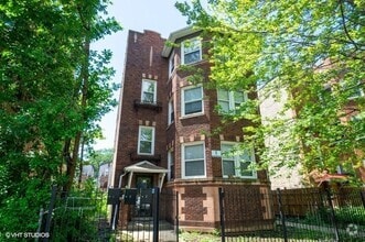 Building Photo - 4834 N Springfield Ave
