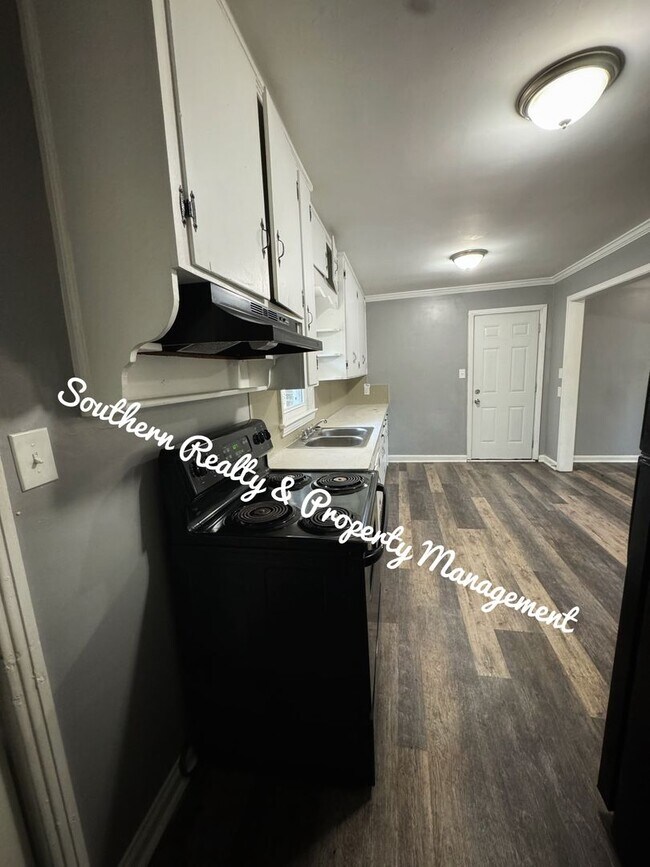 Foto del edificio - 1114 Druid Hills Dr