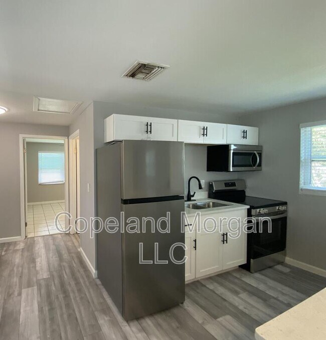 Foto del edificio - 3734 53rd Ave N