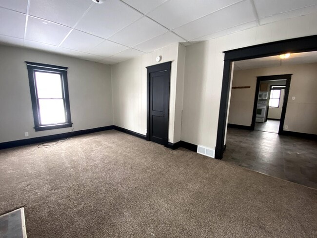 Foto del edificio - 614 Cottage St
