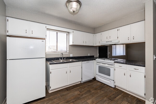 Interior Photo - Ponderosa Apartments