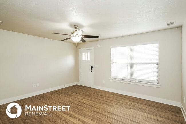 Building Photo - 5755 Hartsville Pike