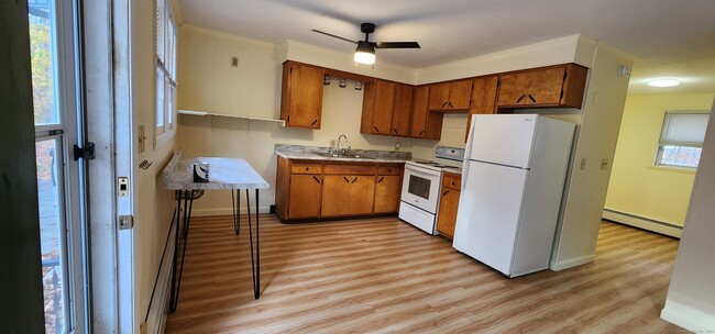 Foto del edificio - 1267 Thompson Rd
