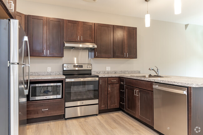 1HAB, 1BA - 643 ft² - Cocina - The Reserve at Mt. Gilead- Senior 55+