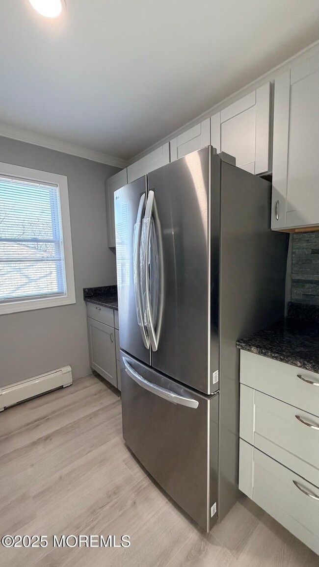 Building Photo - 420 Cross Rd