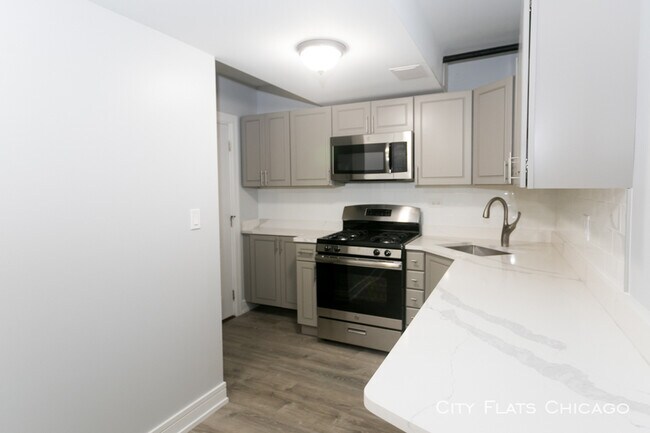 Building Photo - 6110 N Winthrop Ave