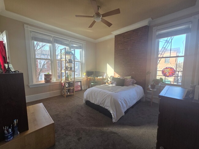 Building Photo - 1142 Saint Gregory St