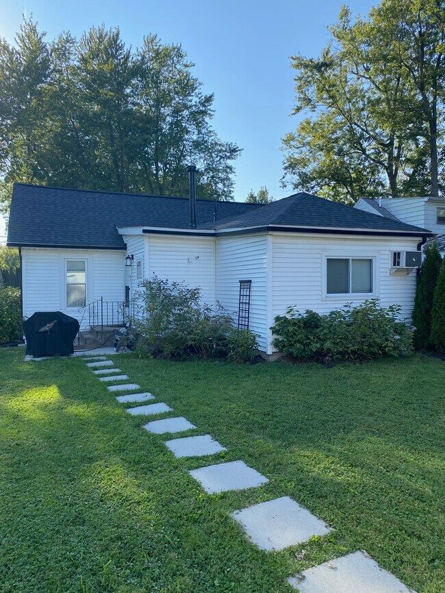 Foto del edificio - 4539 Exeter Ter