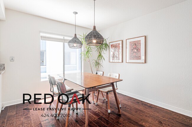 Foto del edificio - 628 N Wilson Ave