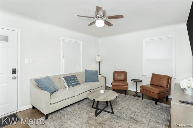 Foto del edificio - 3340 Edgeworth St