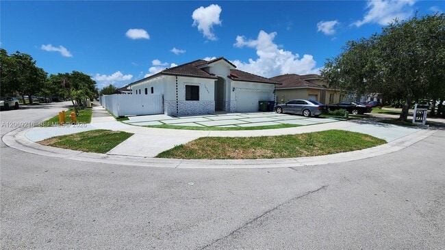 Building Photo - 10752 SW 228th Terrace