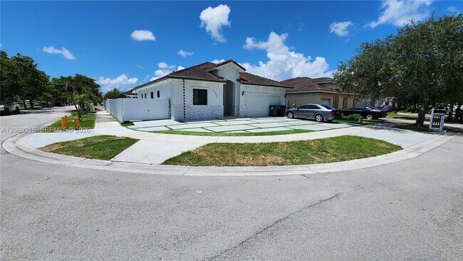 Foto del edificio - 10752 SW 228th Terrace