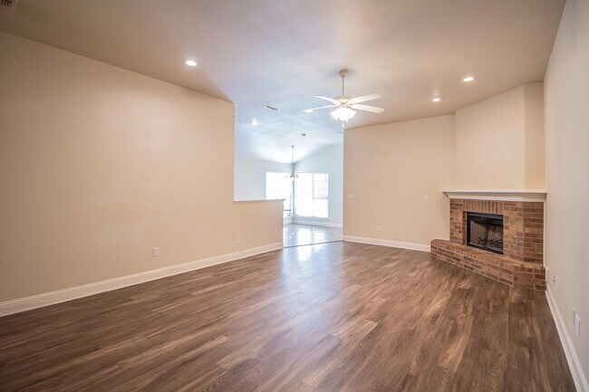 Foto del edificio - 9708 Remington Avenue