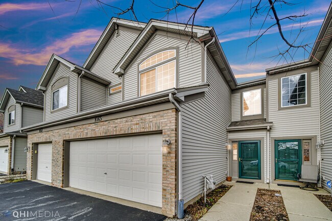 Building Photo - 1065 Woodview Ct