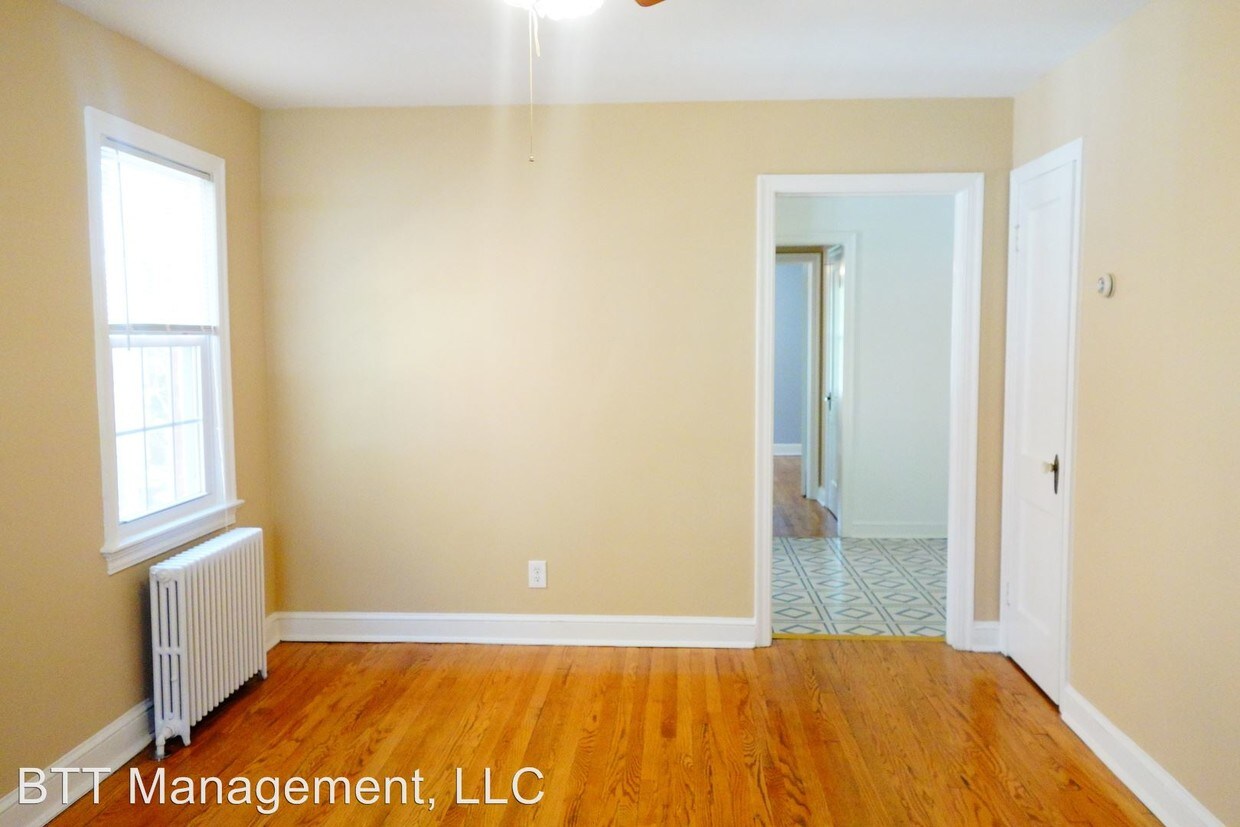 Foto principal - 8401 Greenwood Ave