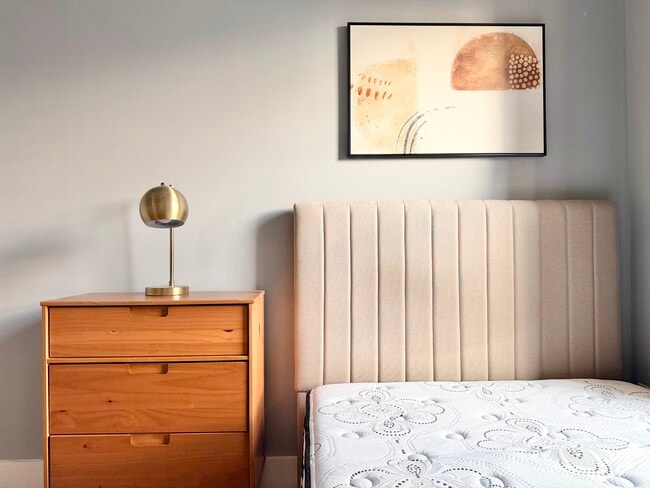 Photo - Furnished room/NOT APARTMENT