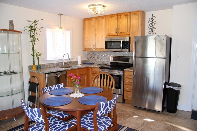 Building Photo - 5312 Gulf Dr