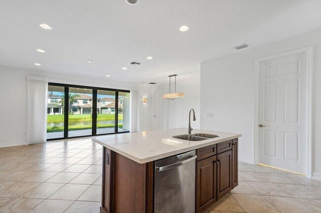 Building Photo - 14579 White Jade Terrace