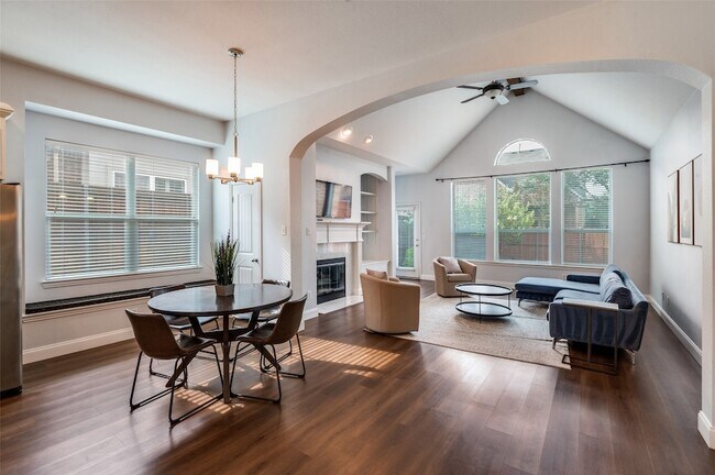 Foto del edificio - 3100 Camden Bluff Rd