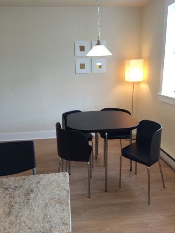 dining area - 315 W 4th St