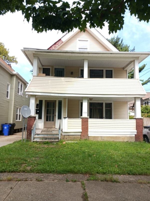7314 Wakefield Ave Unit Down, Cleveland, OH 44102 Room for Rent in