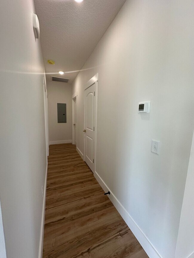Foto del edificio - 3 Bed 2 Bath House