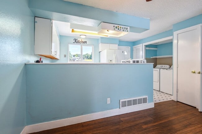 Building Photo - 8218 Washington St