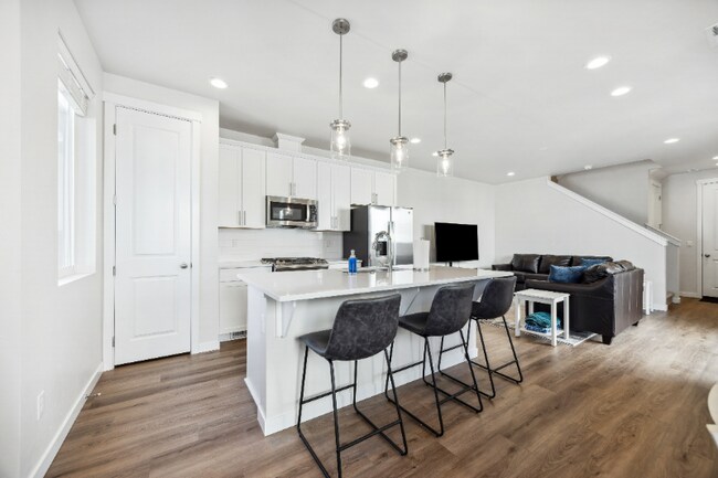 Foto del edificio - 12479 W Endsley Ln