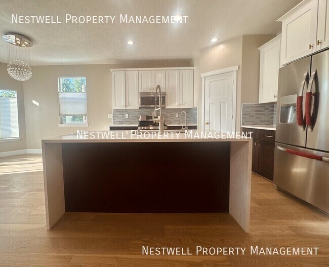 Foto del edificio - 15098 Pledge Dr