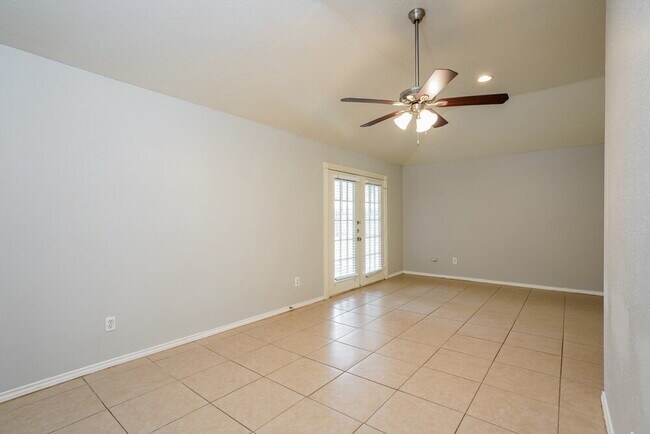 Foto del edificio - 16746 Summer Dawn Ln