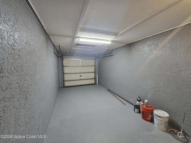 Building Photo - 1697 Parakeet Ct