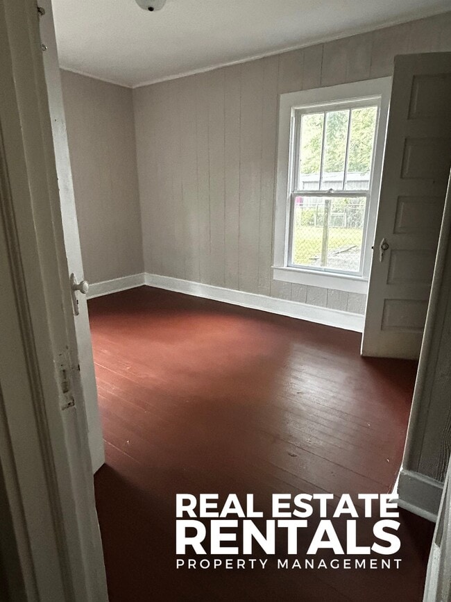 Building Photo - 1317 Stroud Ave