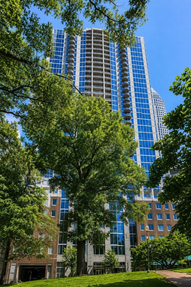 Building Photo - 210 N Church St