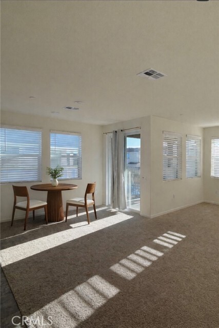 Building Photo - 4068 Summer Wy