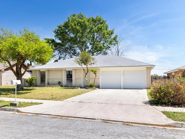 Photo - 178 Oakside (Universal City, TX) House