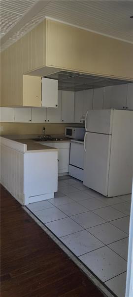 Foto principal - 210 NE 9th St