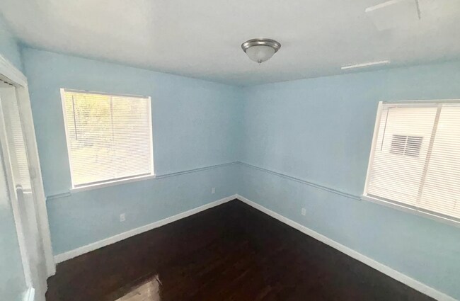 Foto del edificio - 1564 Maria Dr