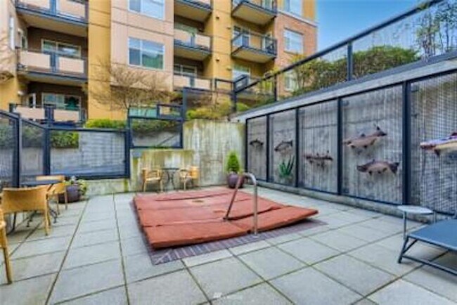 Building Photo - 5440 Leary Ave NW