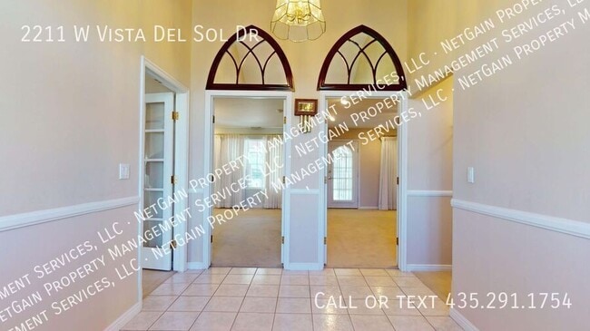 Building Photo - 2211 W Vista Del Sol Dr