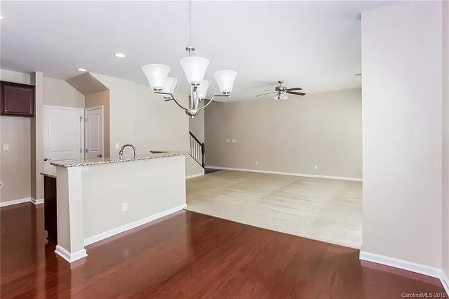 Foto del edificio - 7316 Gallery Pointe Ln